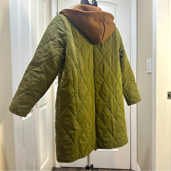 Long Thick Lightweight Winter Jackets Size M  ( us size 8-10) - Picture 2 of 5